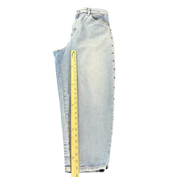 INC Mom Jeans Women Sze 14 Light Blue Stone Wash Studded High Rise Cropped Denim - Picture 12 of 12